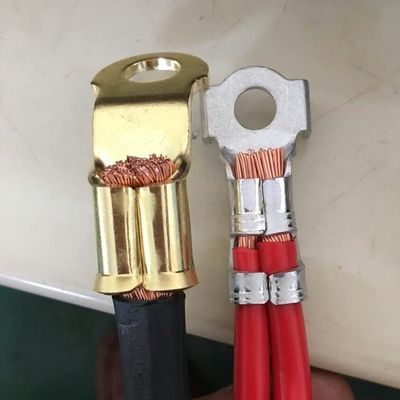 Elektrische Batterie-Ladestalle Kabel Draht Krempmaschine mit 50 mm verstellbarem Schlag