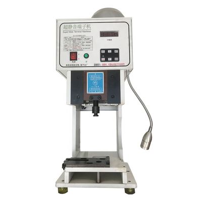 Halbautomatische stumme Kupfer-Lug-Crimping-Pressmaschine für Molex-Crimping-Terminal