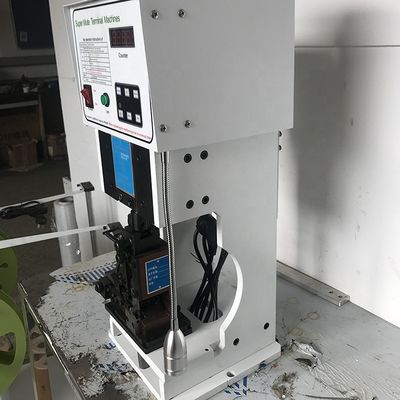 Ultra-Stille Endklemmmaschine mit 30/40 mm Schlag und Drahtbereich 0,1-2,5 mm2