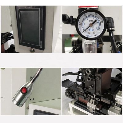 YH-2000-RY Halbautomatische Verbindungsterminal-Mehrkern-Kabel-Gehäuse-Drahtstreifen- und Krempmaschine