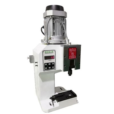 Anpassbar 40MM Druck zum Schlagen YH-3T Terminal Crimping Machine für verschiedene Bedürfnisse