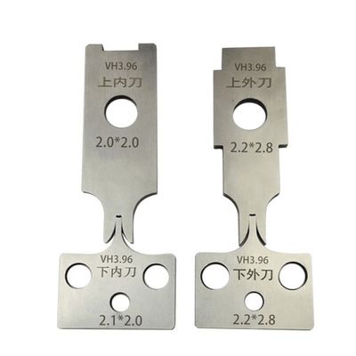 Konstruktion der Schneid- und Strippmaschine Blade für das Krempterminal