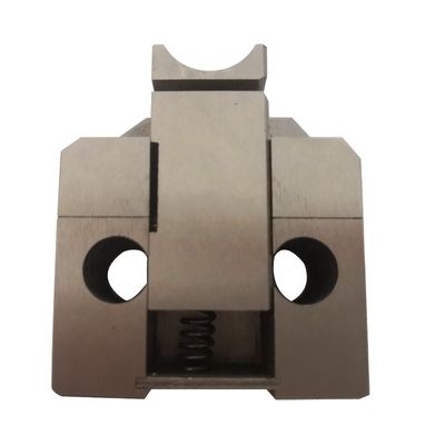Konstruktion der Schneid- und Strippmaschine Blade für das Krempterminal